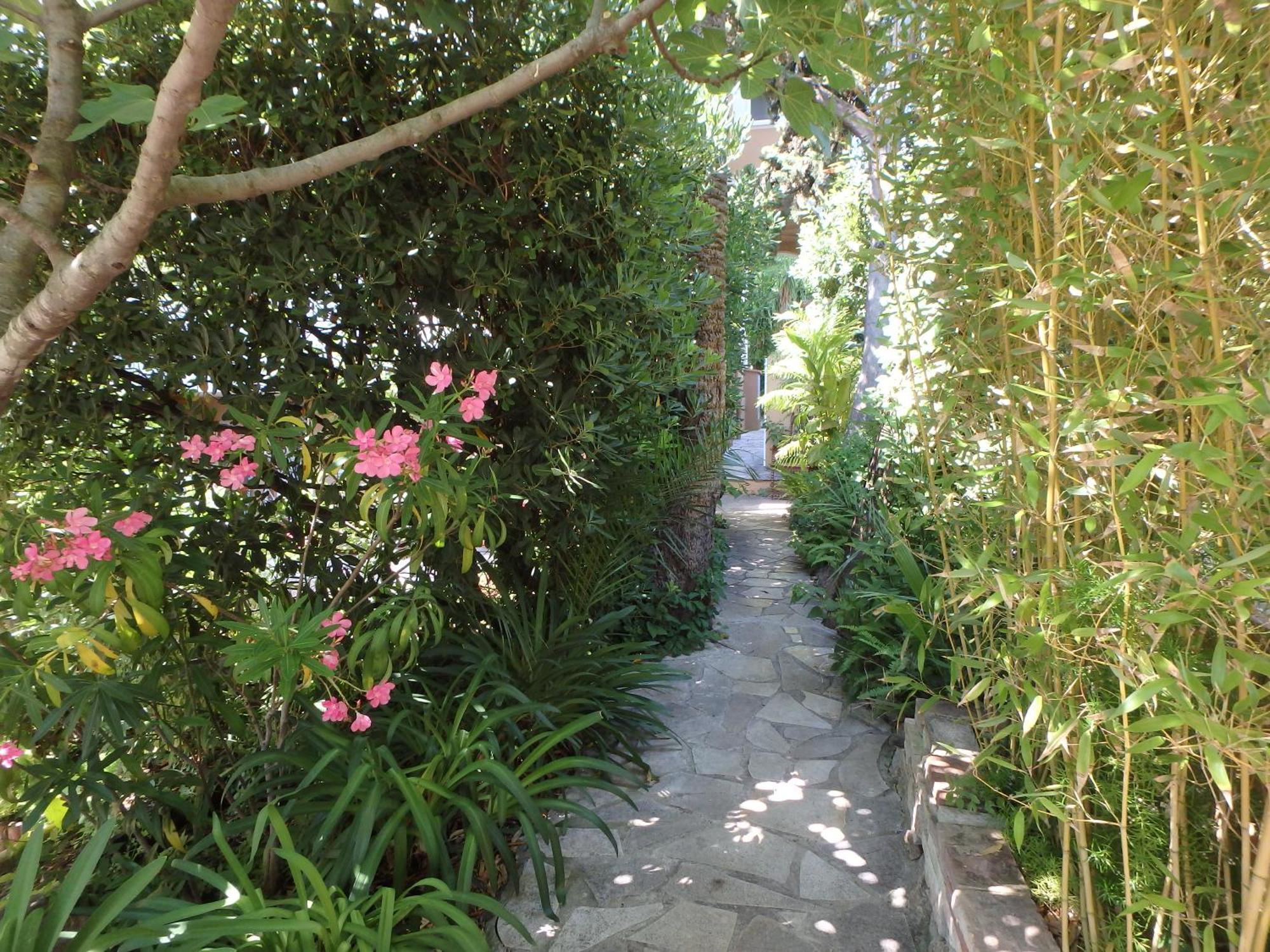 Residence Veles Plage Cannes Bagian luar foto